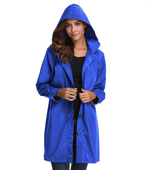 Raincoat amazon - Feb 9, 2020 · Marmot Lightweight Gore-Tex Raincoat, $131.43–$230; amazon.com Saphirose Hooded Rain Poncho If you prefer to wear ponchos on rainy days, over 2,000 Amazon customers recommend checking out this ... 